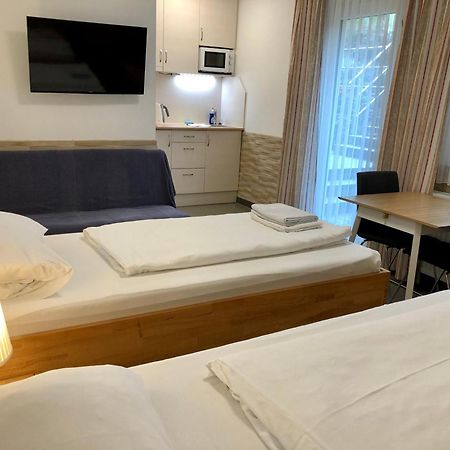 Ajo Vienna Terrace - Contactless Check-In Appartement Buitenkant foto