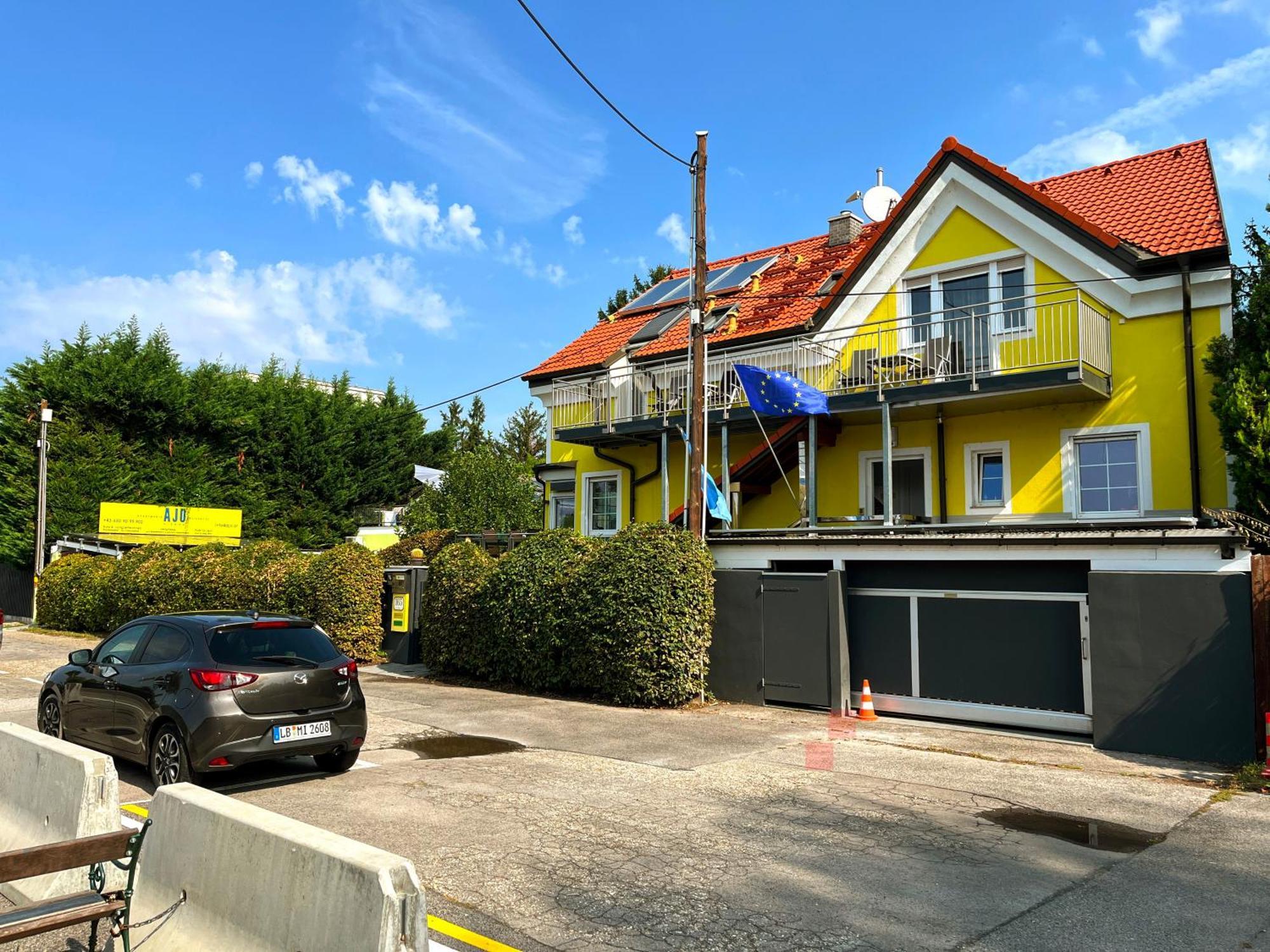 Ajo Vienna Terrace - Contactless Check-In Appartement Buitenkant foto