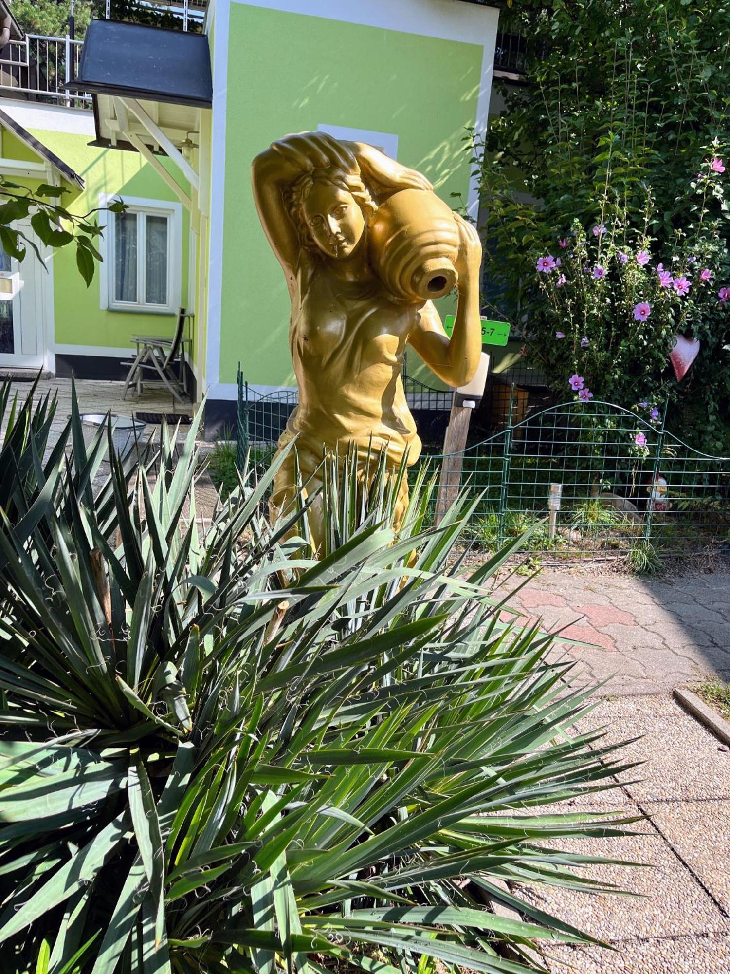 Ajo Vienna Terrace - Contactless Check-In Appartement Buitenkant foto