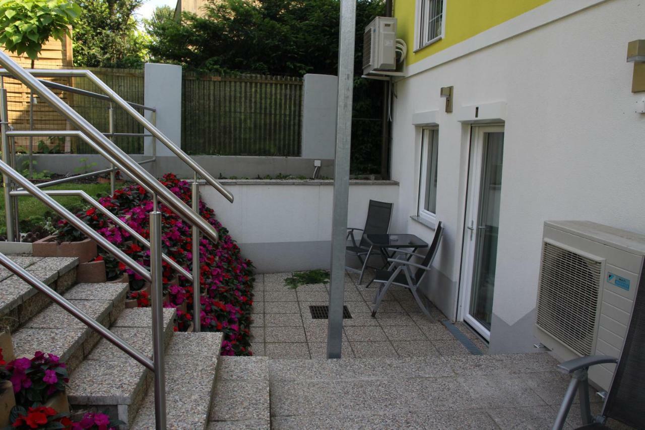 Ajo Vienna Terrace - Contactless Check-In Appartement Buitenkant foto